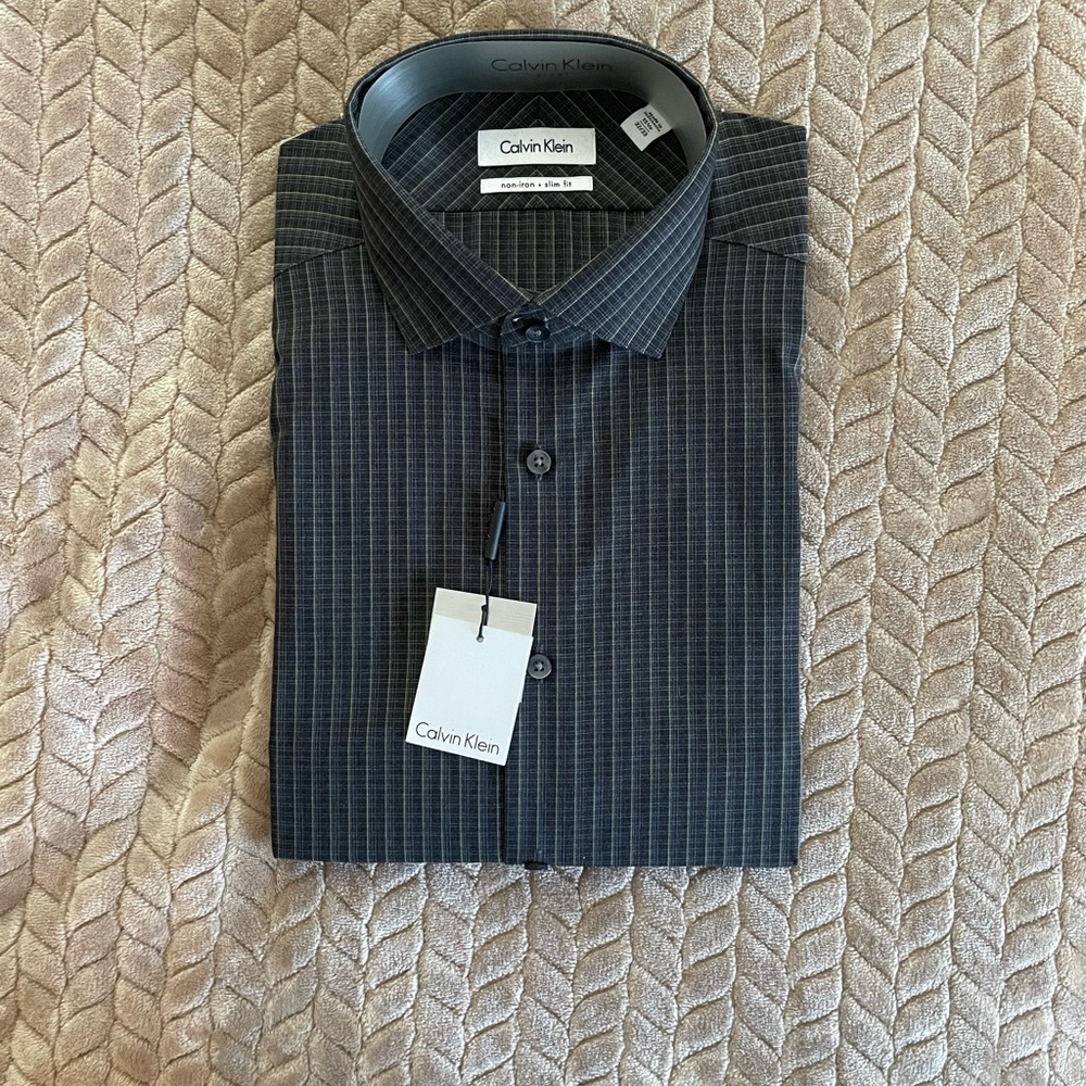 NWT men’s dress shirt size medium